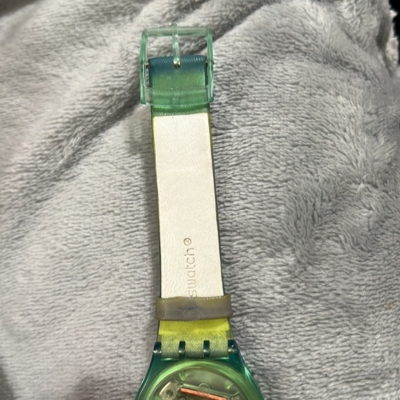 Swatch batik rare watch main image 11